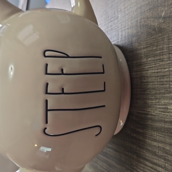 Rae Dunn teapot - Picture 2 of 4